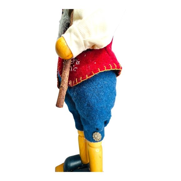 Grandeur Noel 24" Wooden Santa w/Bird & Birdhouse Nutcracker Limited Edition - Picture 4 of 12